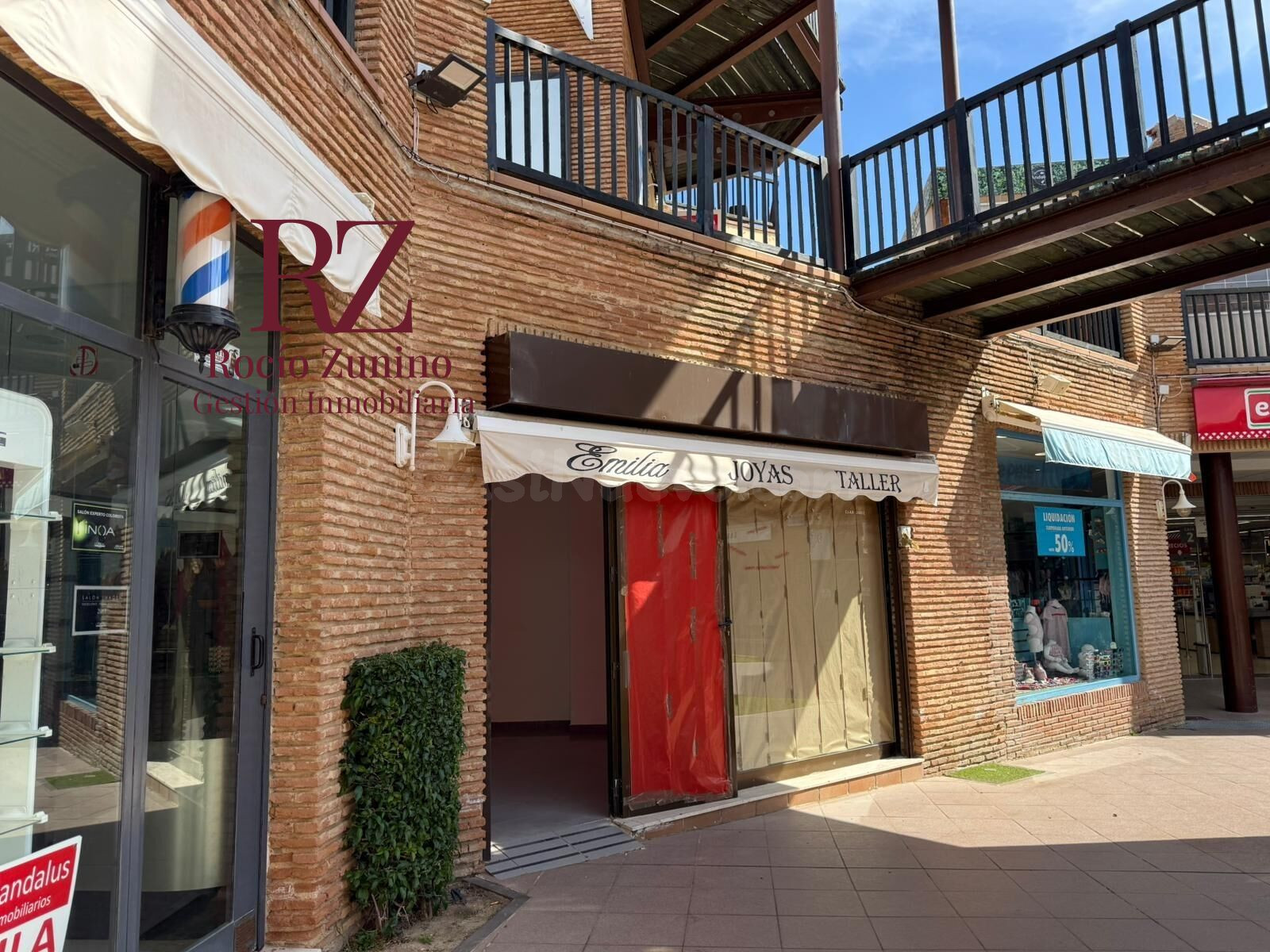 ¡Oportunidad de Oro! Local Prime de 20m2 con Gran Fachada ju - foto 3