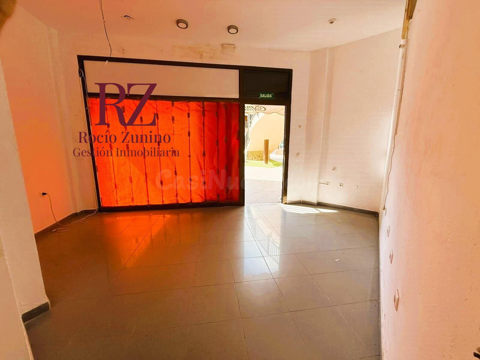¡Oportunidad de Oro! Local Prime de 20m2 con Gran Fachada ju - foto 5