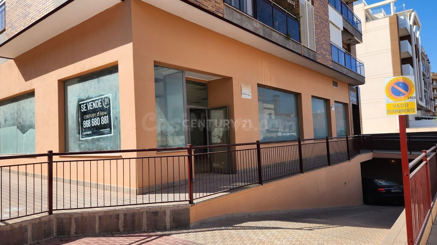 Local comercial 306m² en venta - La Viña-San José