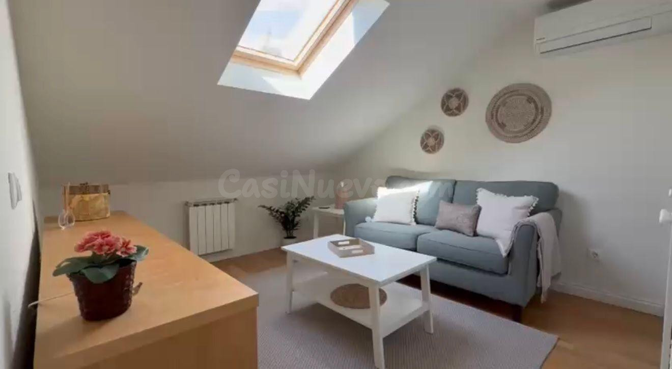 Buhardilla 2 habitaciones 60m² en alquiler - Villanueva de la Cañada