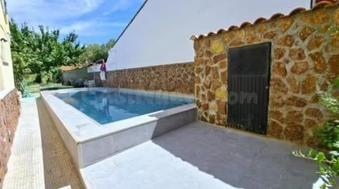 Casa 4 habitaciones 189m² en venta - Los Robles