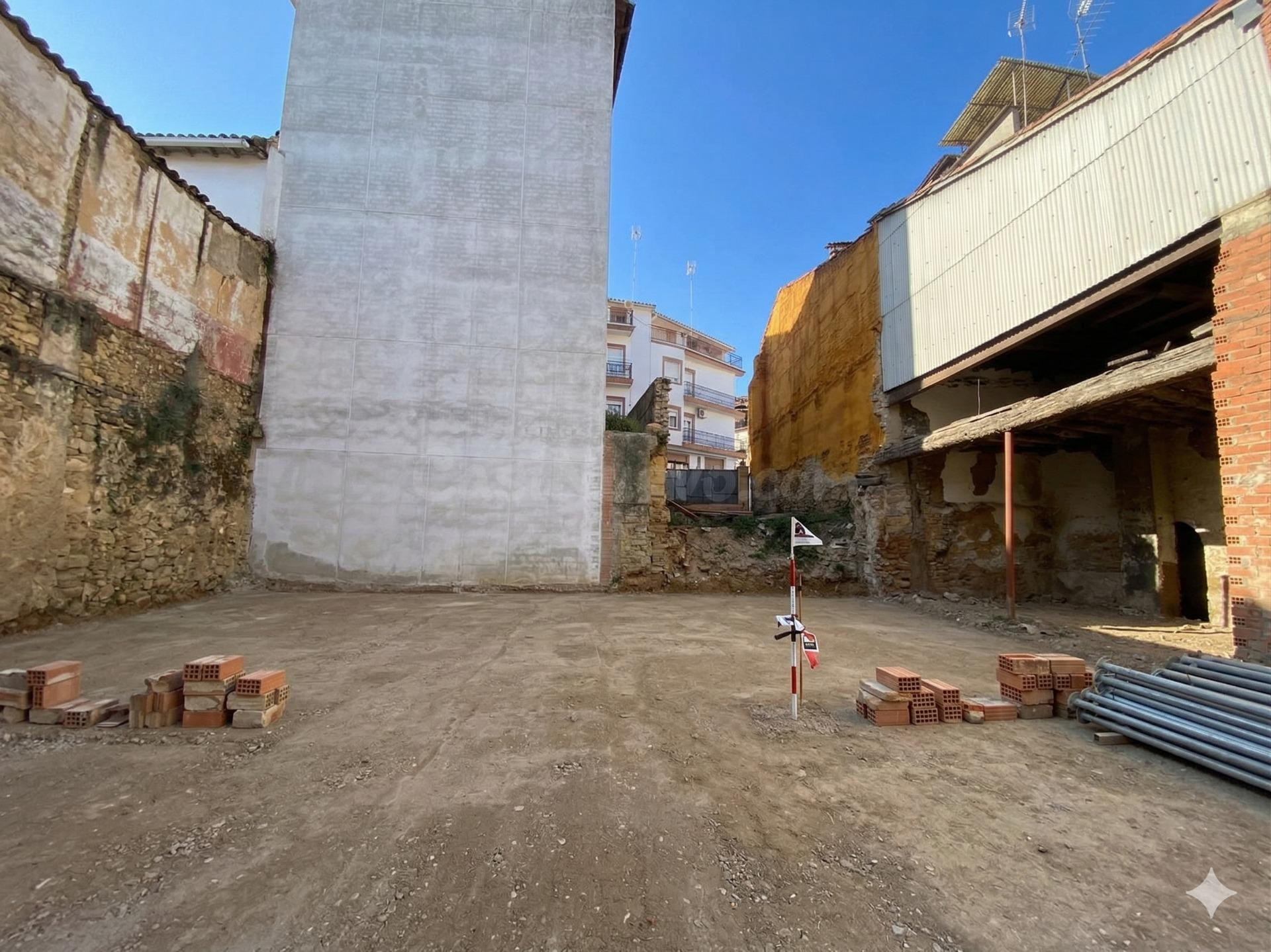 Terreno urbano 763m² en venta - Extremadura