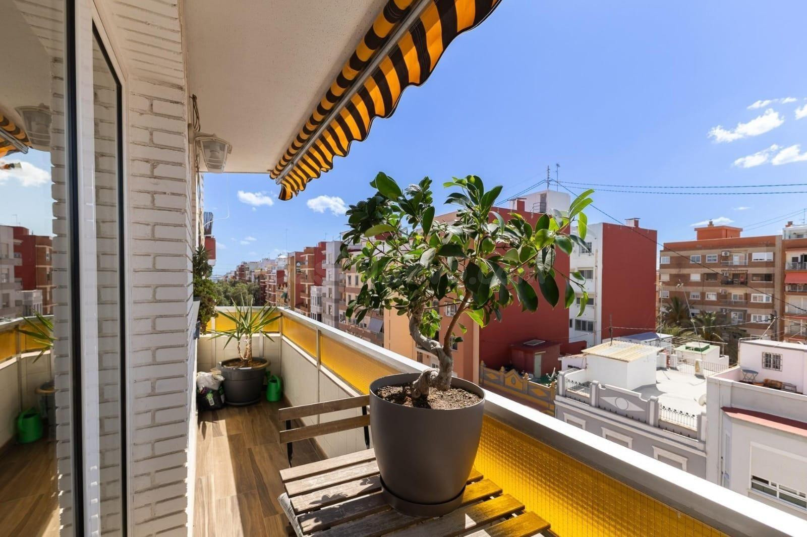 Piso 2 habitaciones 105m² en alquiler - El Cabanyal - El Canyamelar