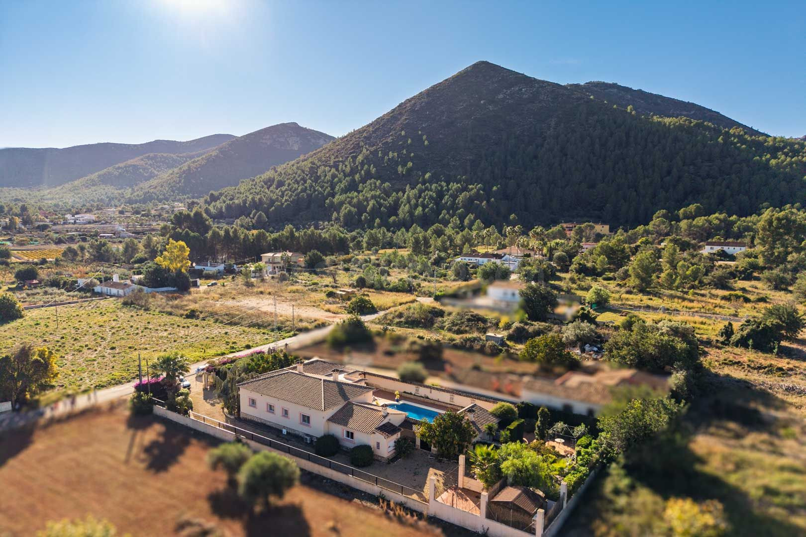 Villa 3 habitaciones 253m² en venta - Pueblo 15
