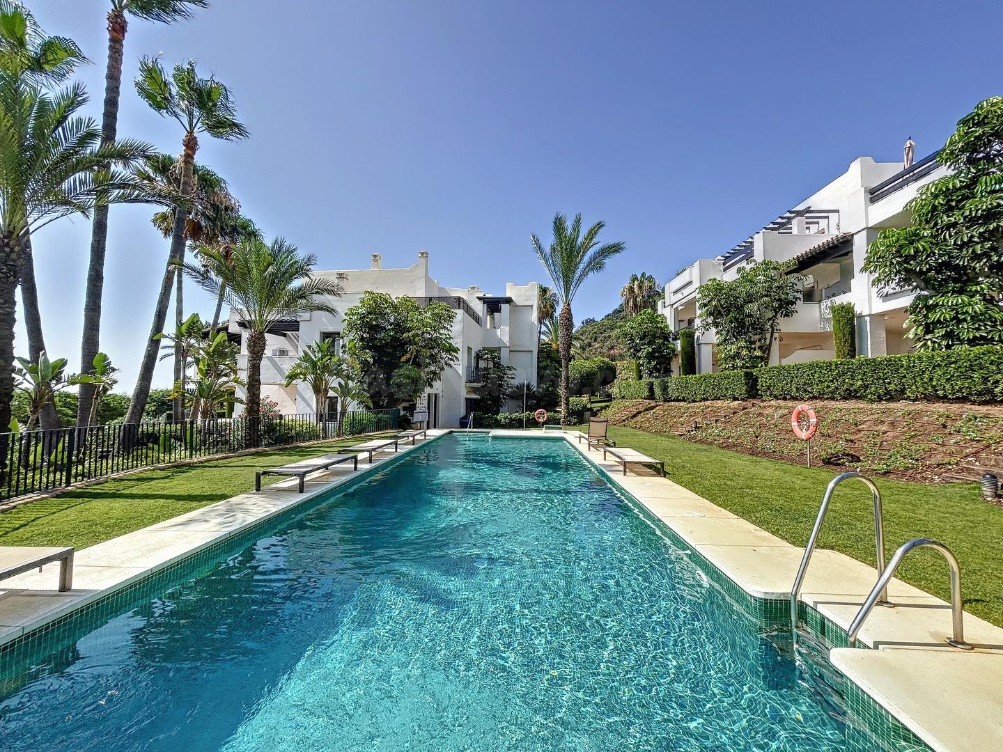 Planta baja 2 habitaciones 113m² en venta - Urb Hacienda Casares Edif.12 Gardenia 0