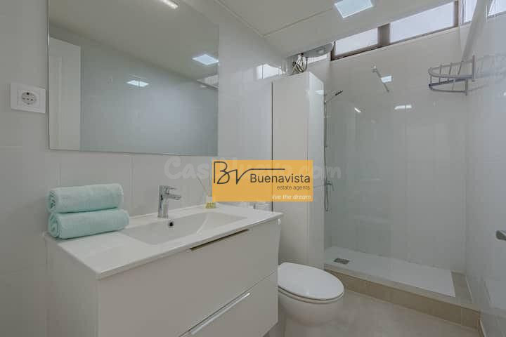 Apartamento 1 habitación 45m² en venta - Acantilados de Los  - foto 4