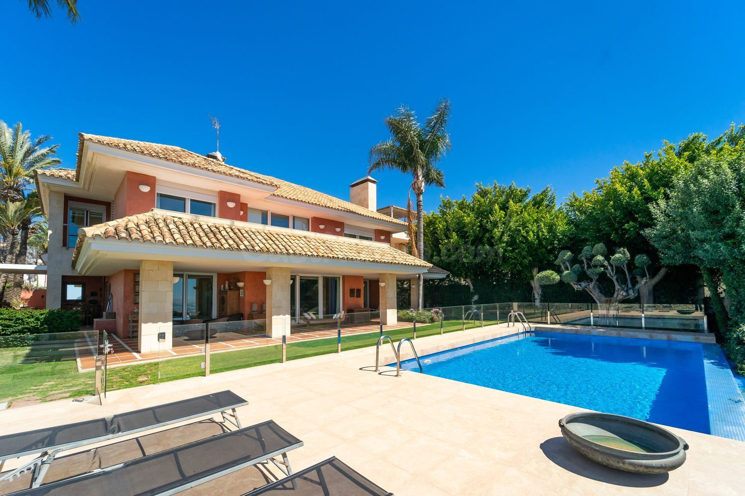 Chalet 6 habitaciones 620m² en venta - Cabo de las Huertas