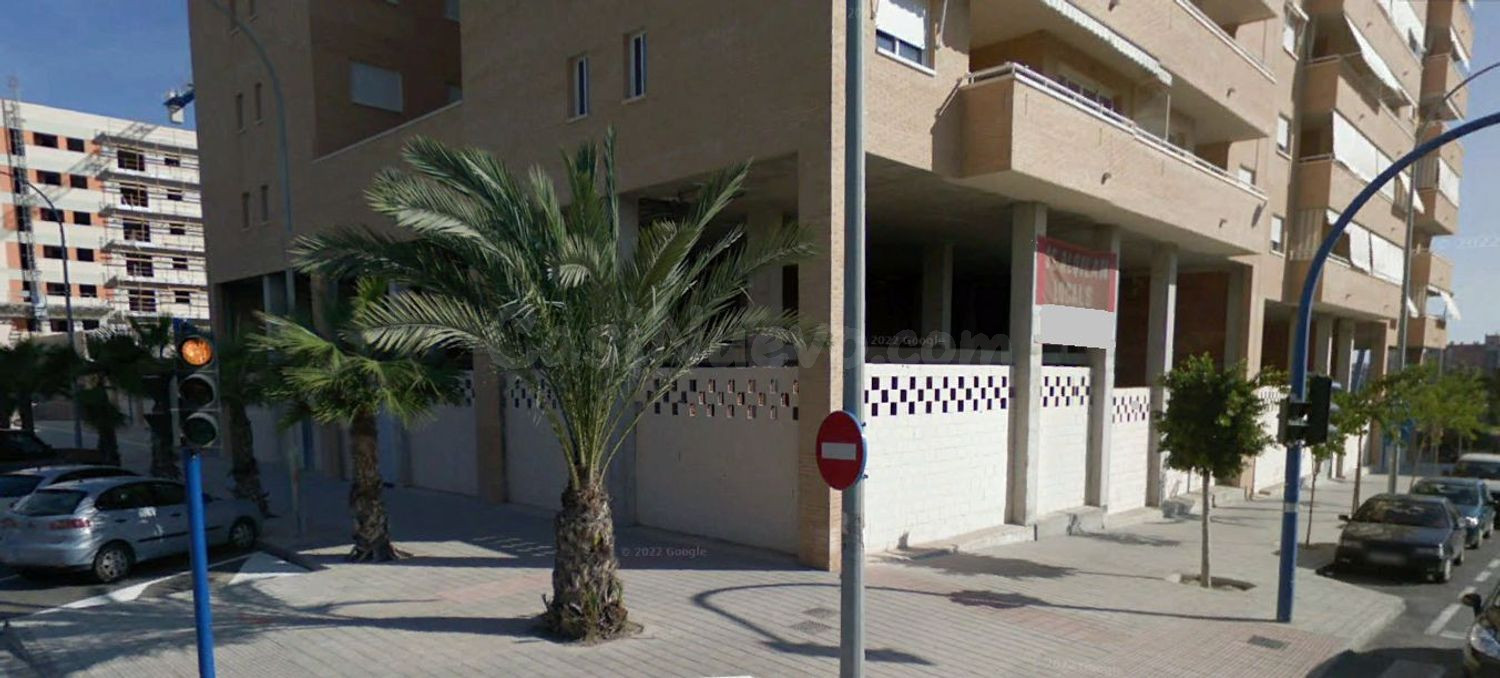 Local comercial 510m² en alquiler - San nicolas de bari - Benisaudet