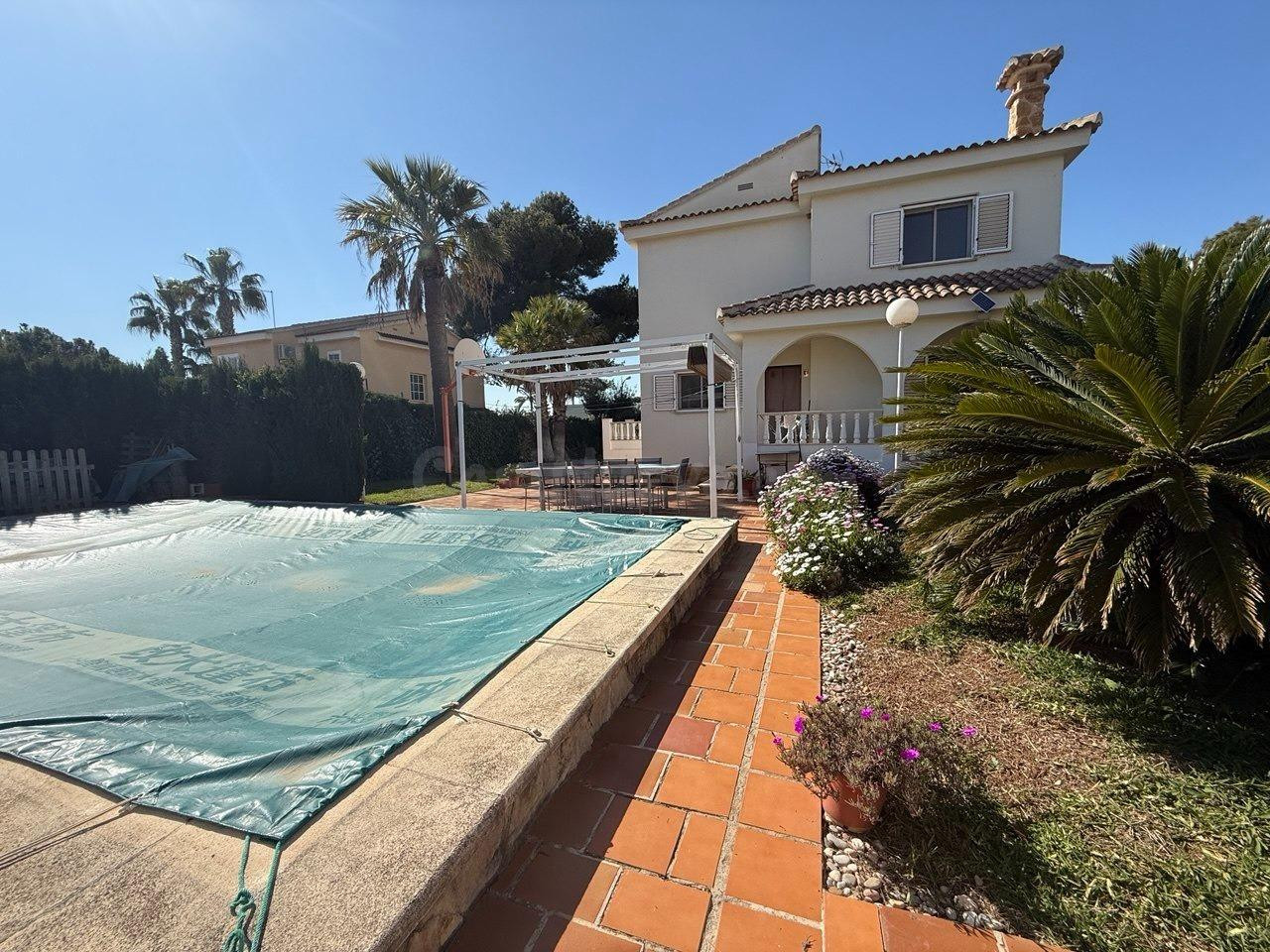 Casa 4 habitaciones 277m² en venta - El Carme-Sant Agustí-Bonavista