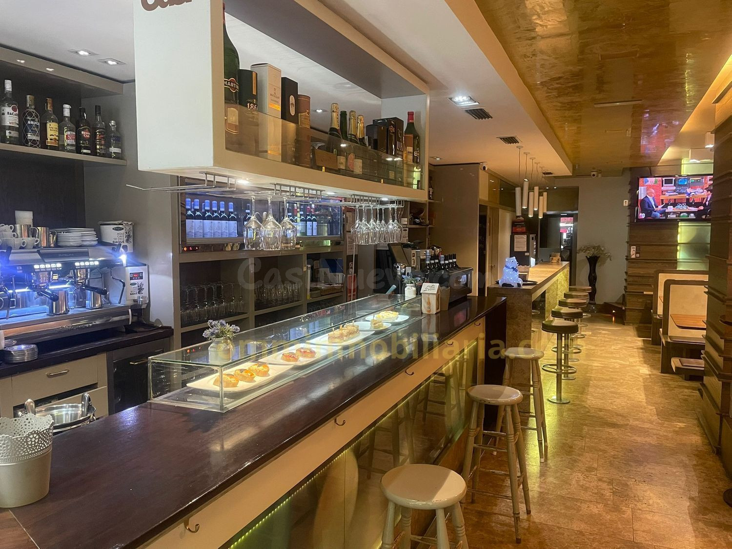 Se vende Bar Restaurante en Las Arenas