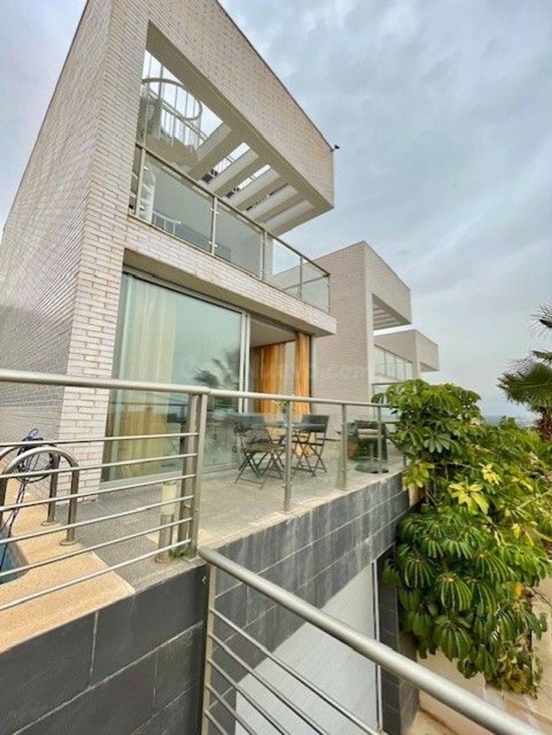 Chalet 3 habitaciones 275m² en venta - Paraiso