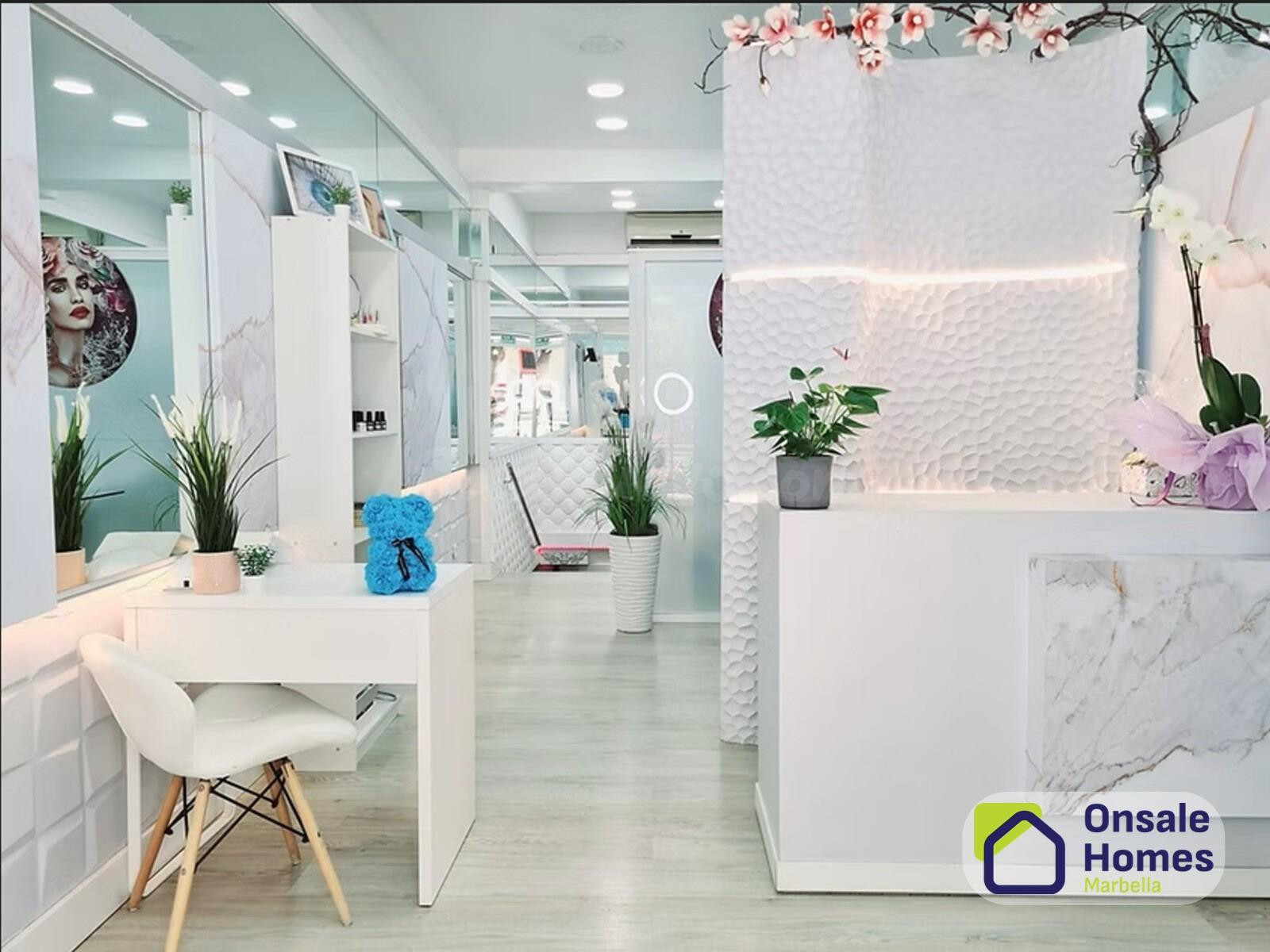Local comercial 100m² en alquiler - Marbella Pueblo