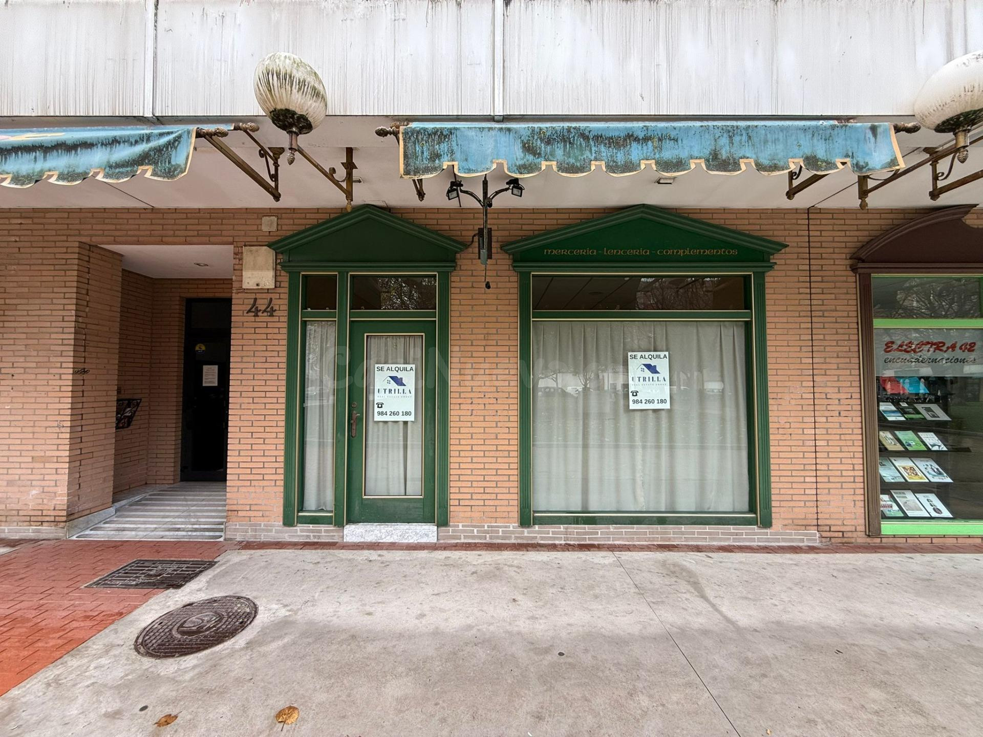 Local comercial 53m² en alquiler - El Llano - Pryca