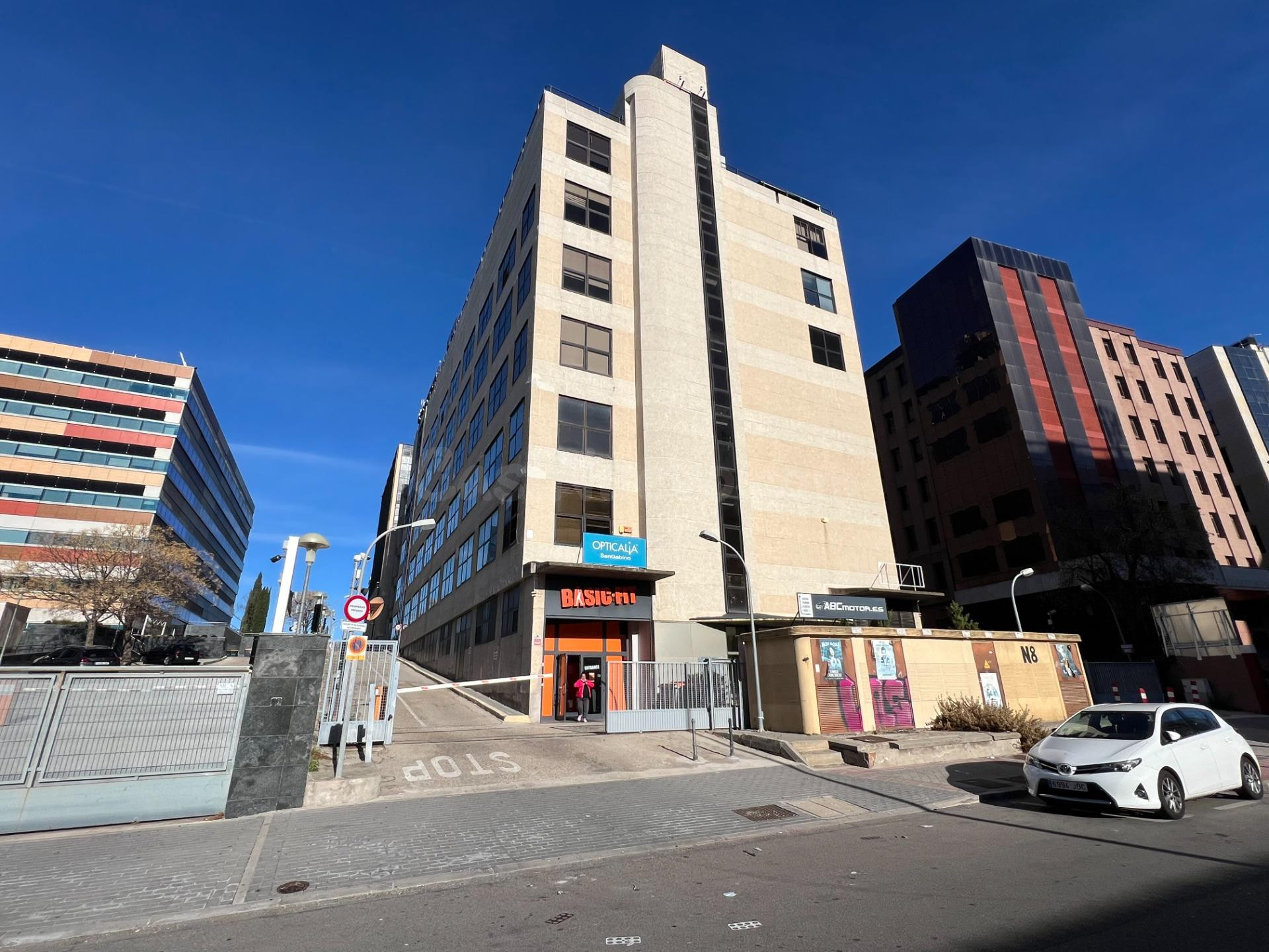 Nave industrial 877m² en venta - Las tablas