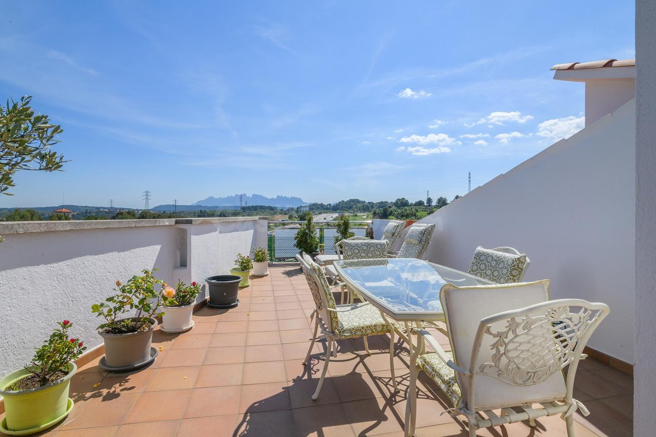 Espectacular casa con dos viviendas totalmente independiente
