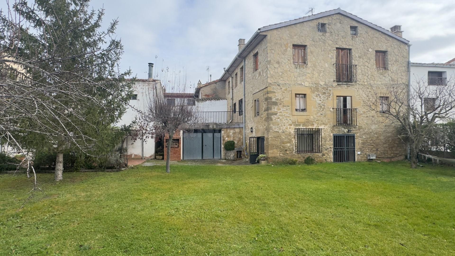 Casa 5 habitaciones 420m² en venta - Valdezcaray