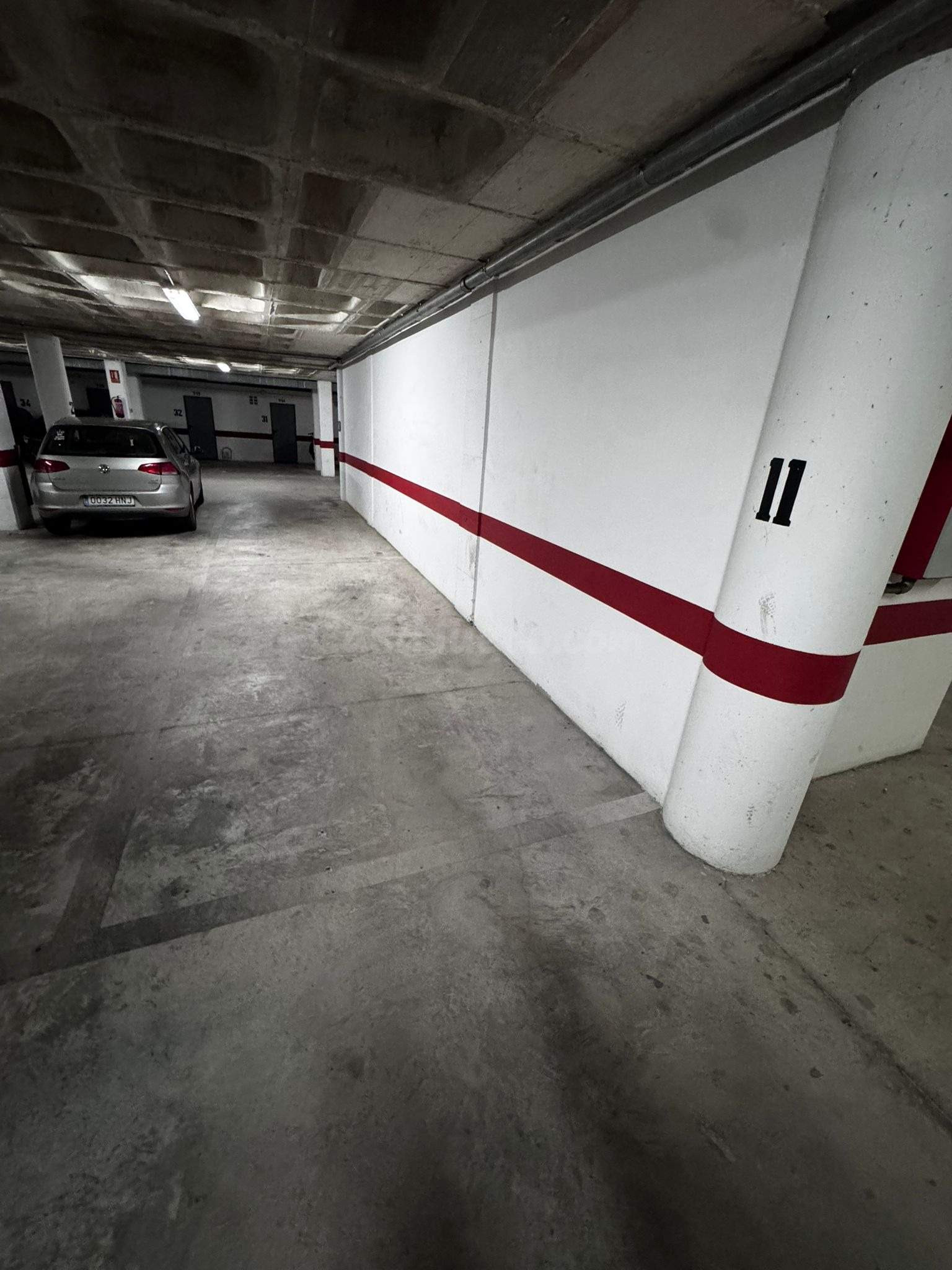 Alquiler de garaje en Santa Pola, plaza de estacionamiento económica