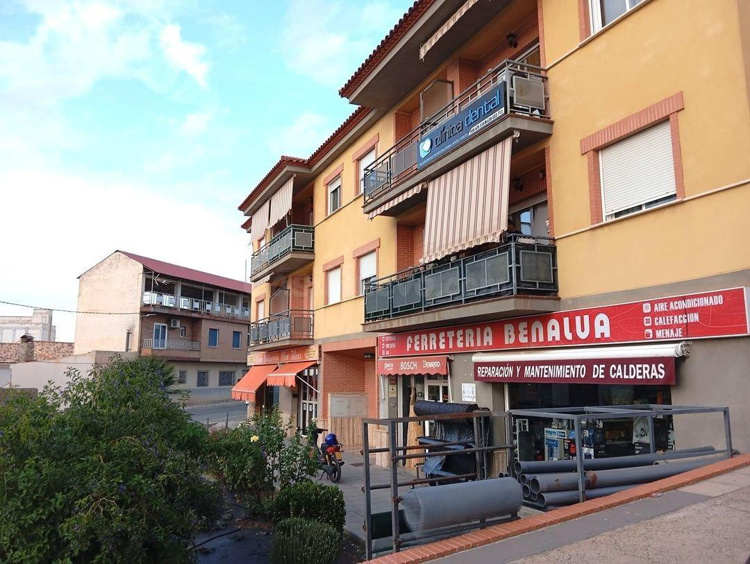 Se vende piso CESIÑN DE REMATE en C/ POLIGONO LOS EMIGRANTE - foto 3