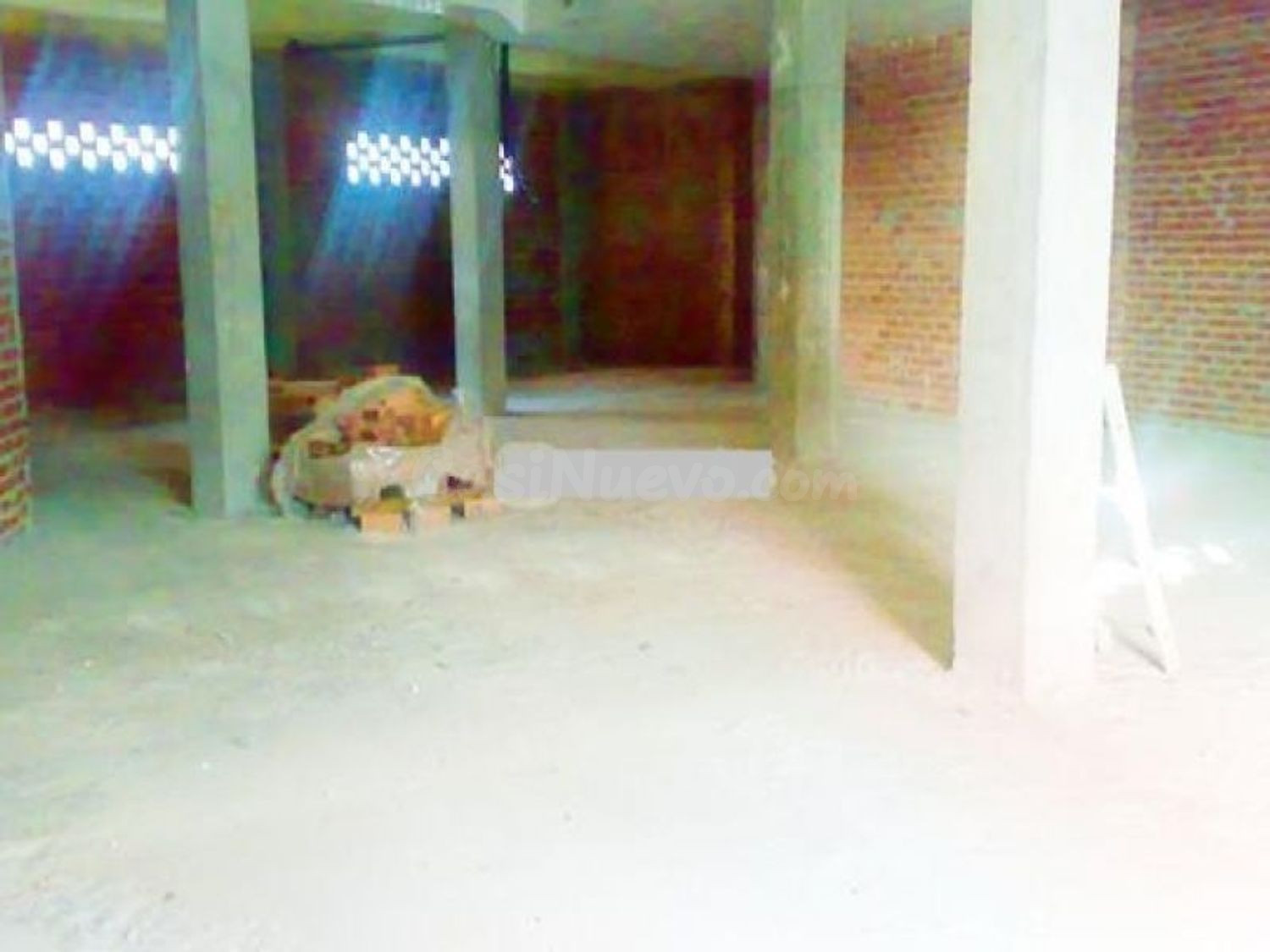 Local comercial 193m² en alquiler - La Parda