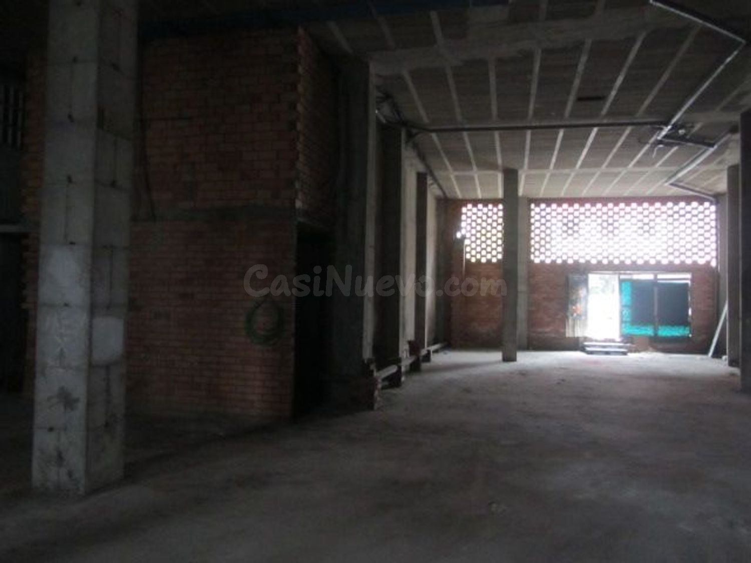 Local comercial 240m² en alquiler - La Seca - Los Salgueriños