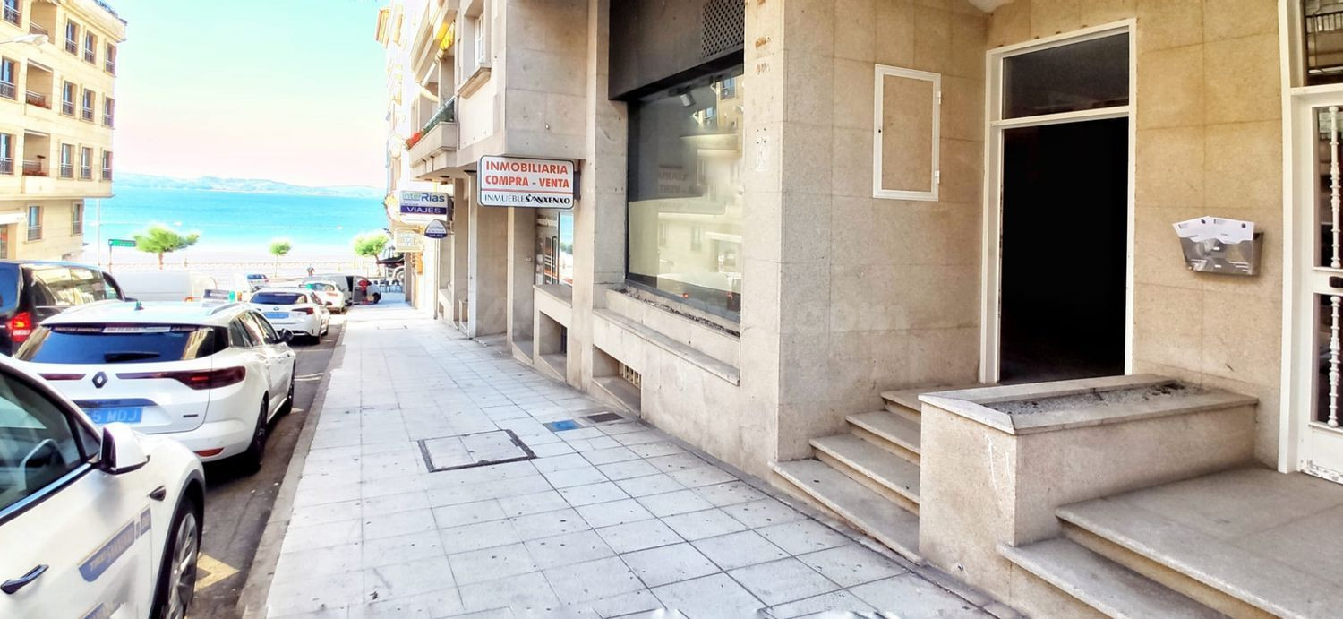 Local comercial 65m² en venta - Playa de Silgar