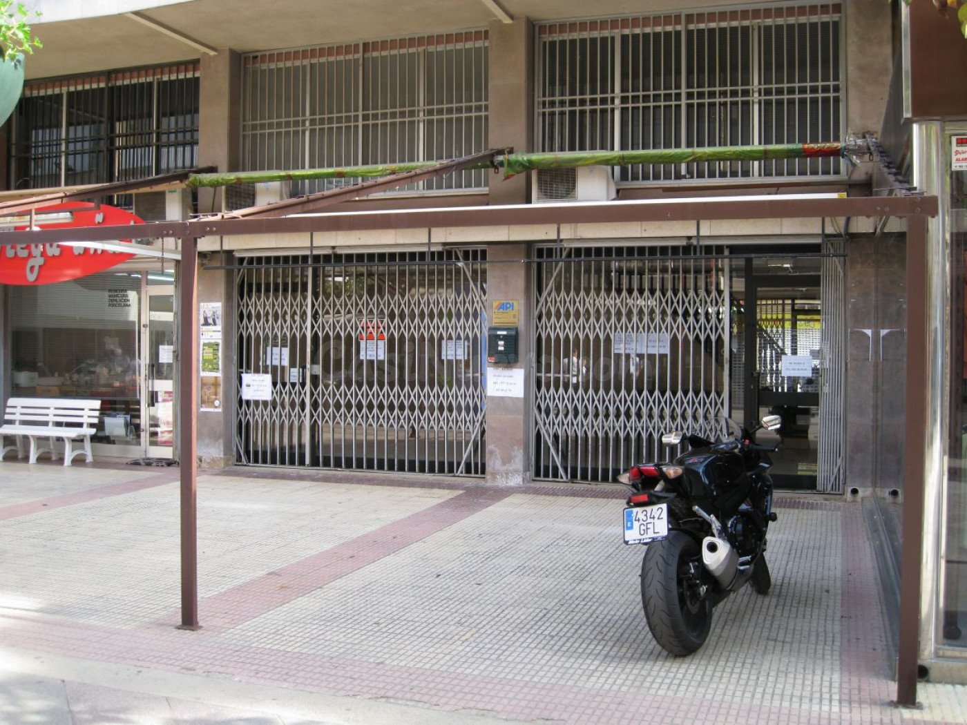 Local comercial 2 habitaciones 86m² en venta - Centro