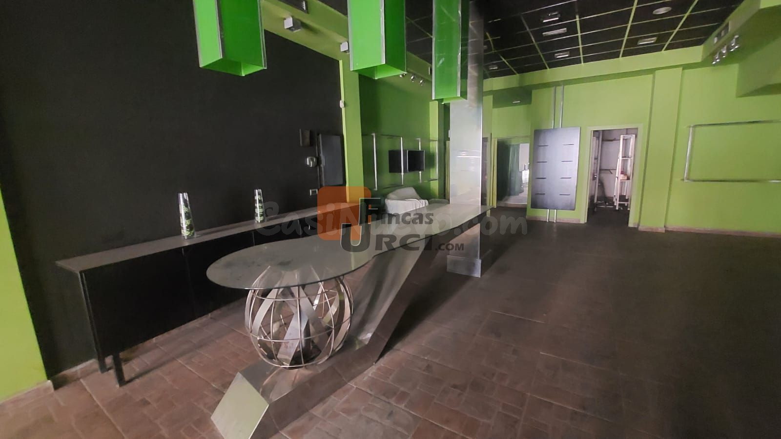Local comercial 111m² en alquiler - Centro