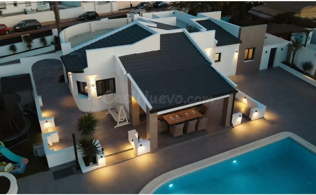 Villa de Lujo 5 habitaciones 300m² en venta - El chaparral
