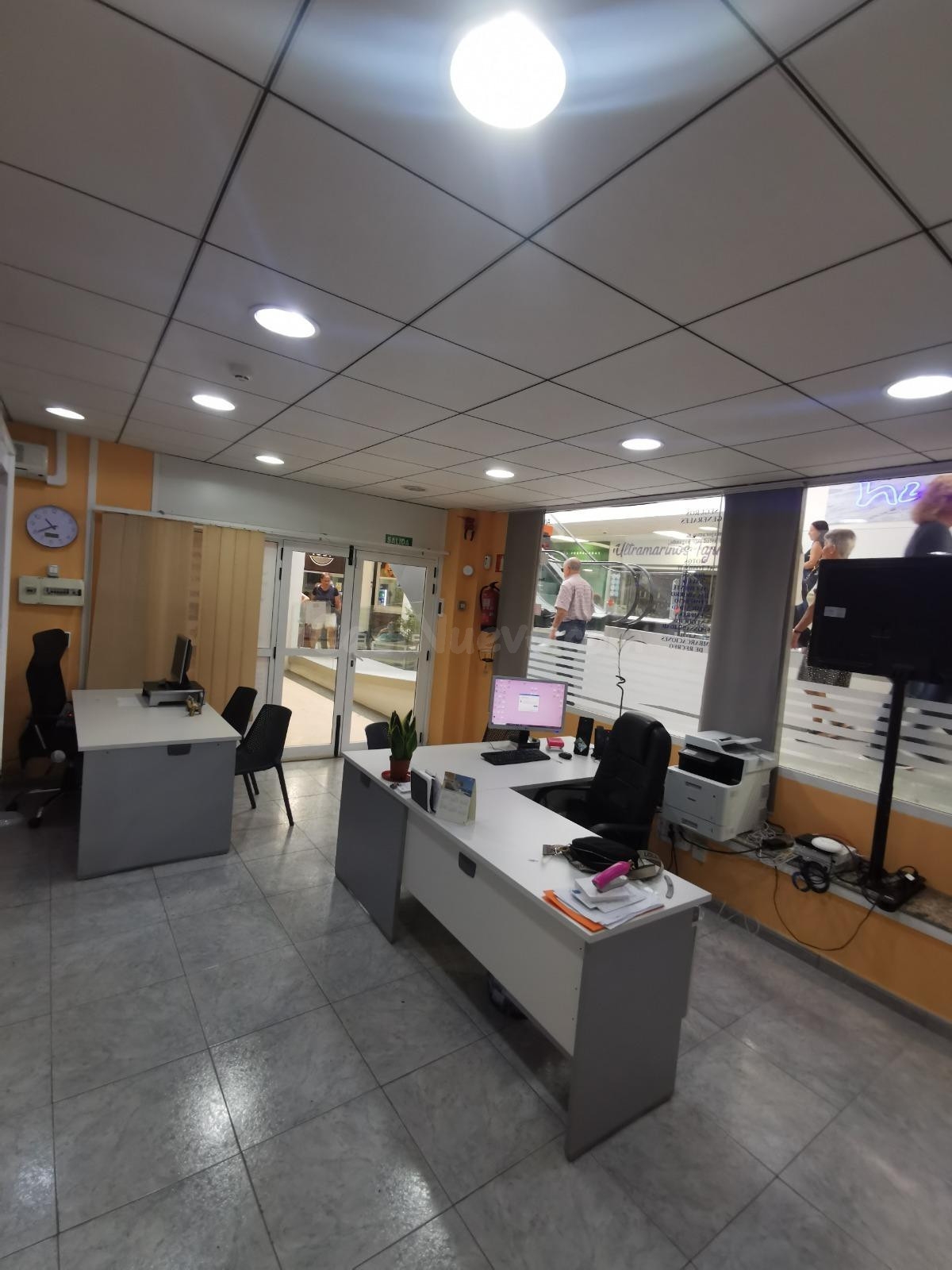 Local comercial 1 habitación 75m² en venta - Mesa y López