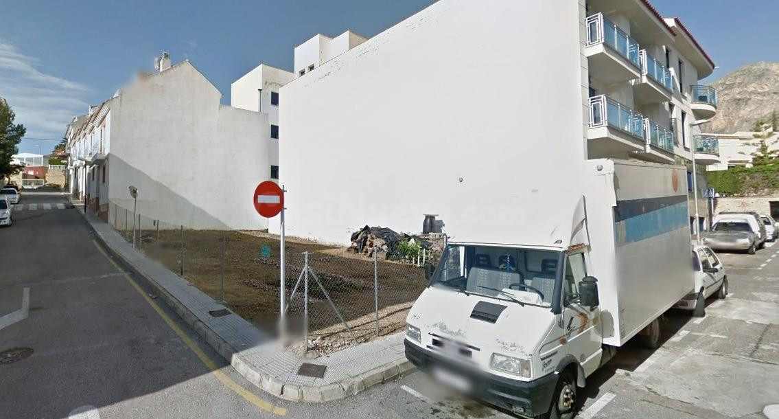 Terreno urbano en venta - Pueblo