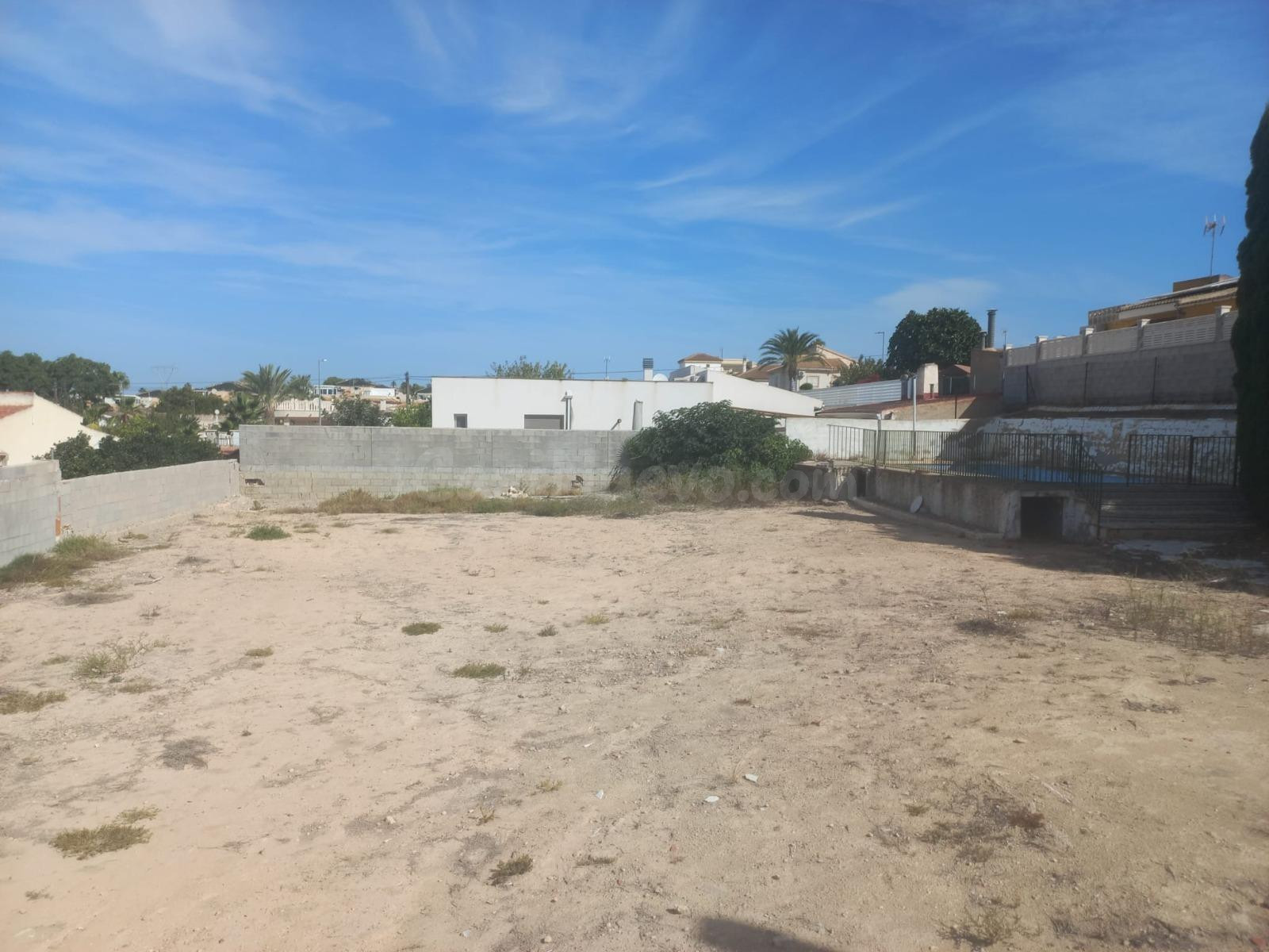 Parcela en venta - La marina
