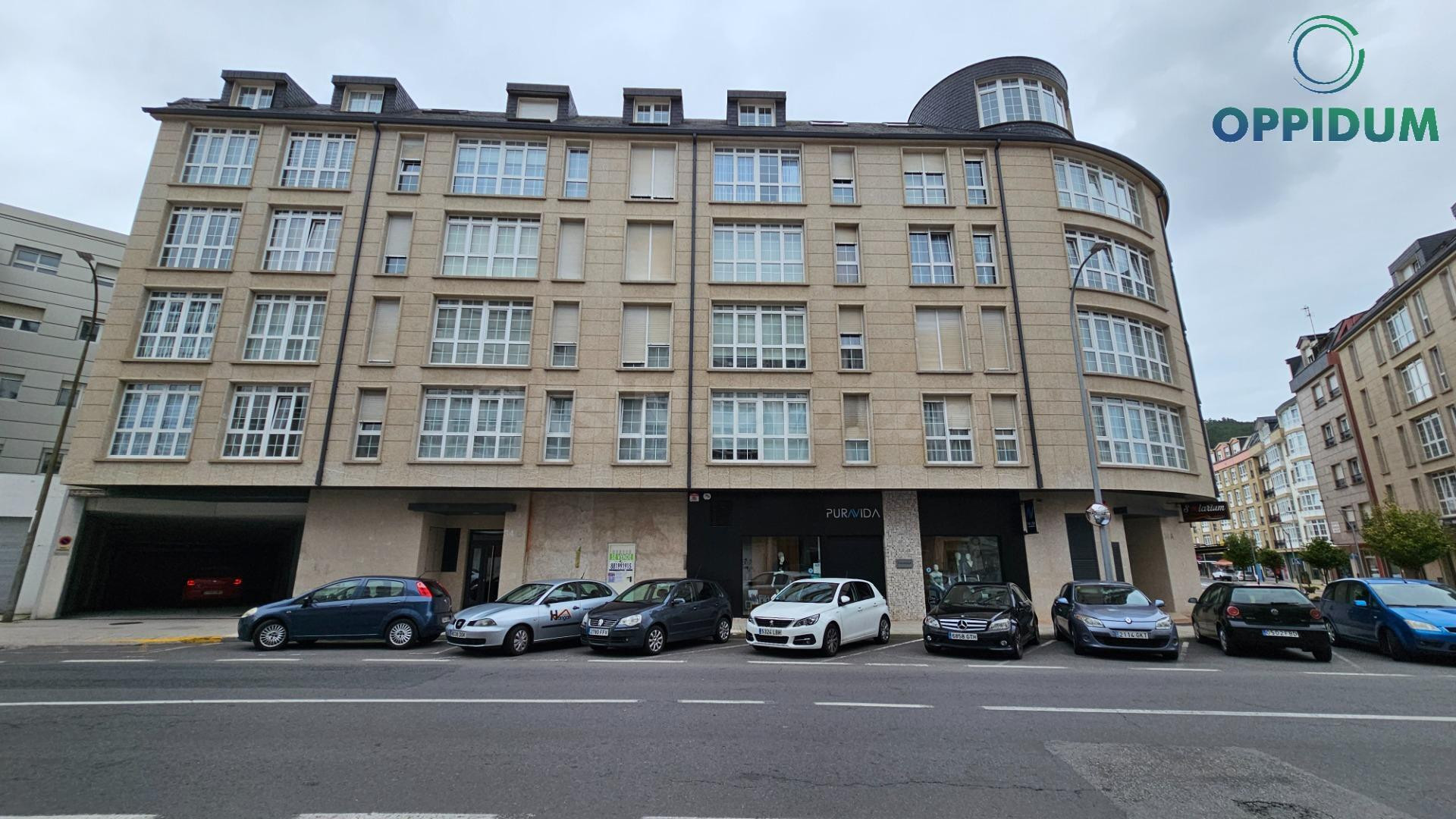 Local comercial 587m² en venta - Cee