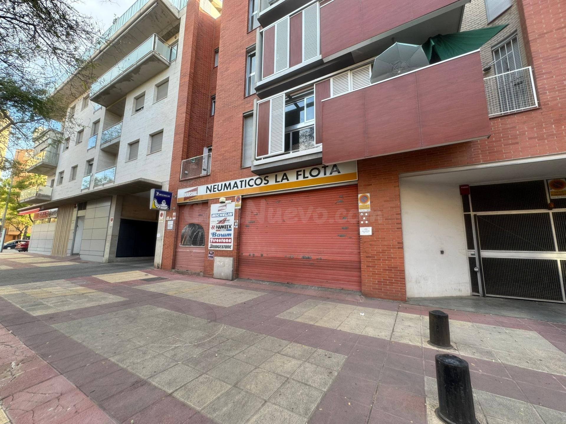 LOCAL COMERCIAL EN LA FLOTA