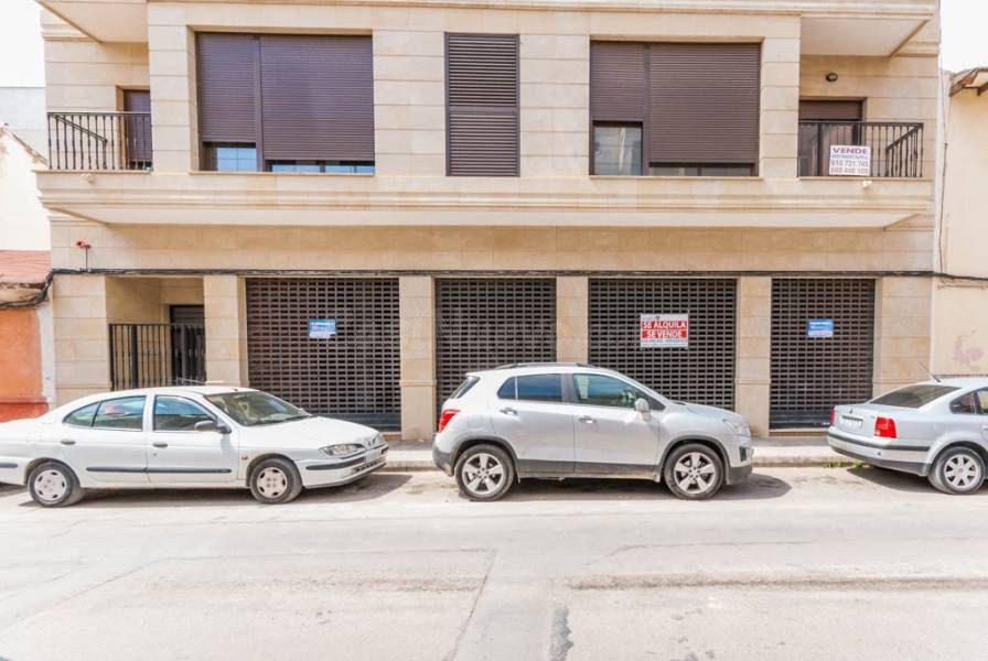 Local comercial 187m² en alquiler - Colegio pascual andreu