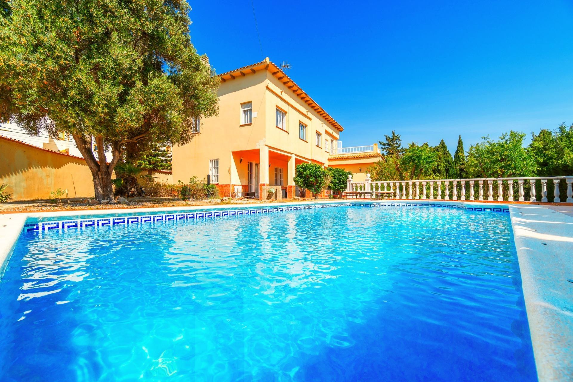 Villa 4 habitaciones 274m² en venta - Torre la mata