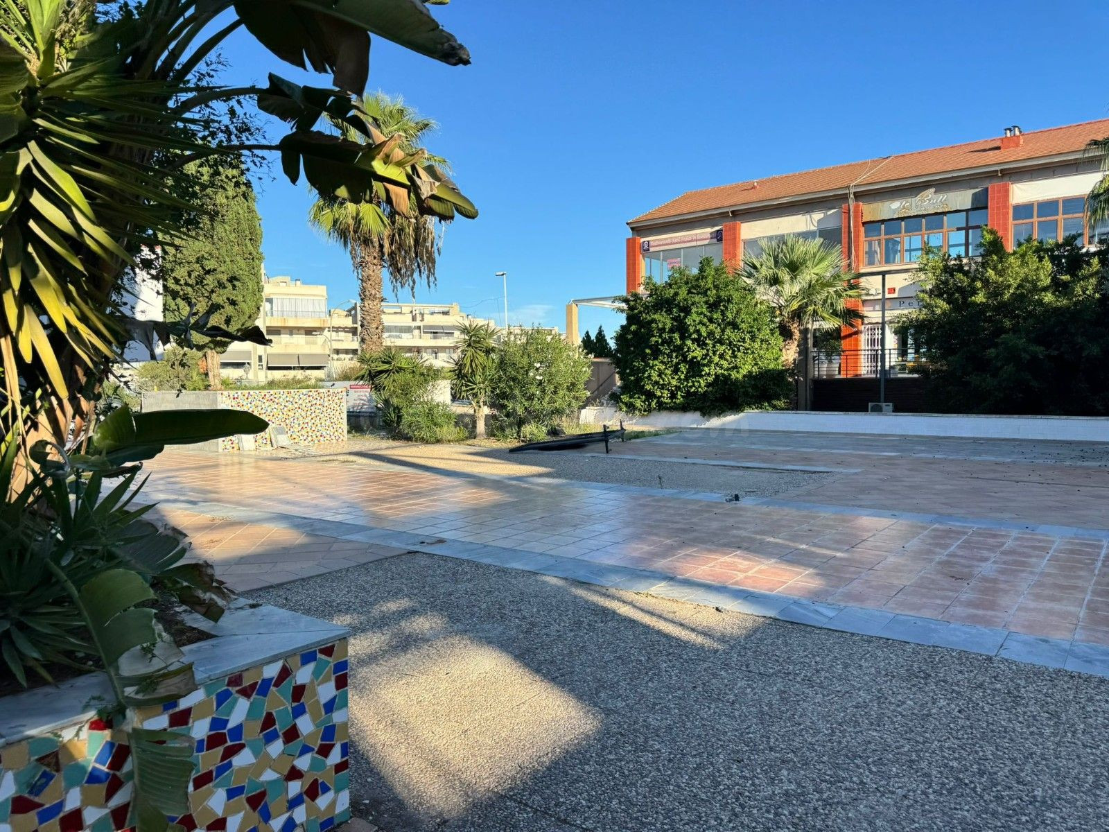 Local comercial 1 habitación 160m² en venta - Los Dolses
