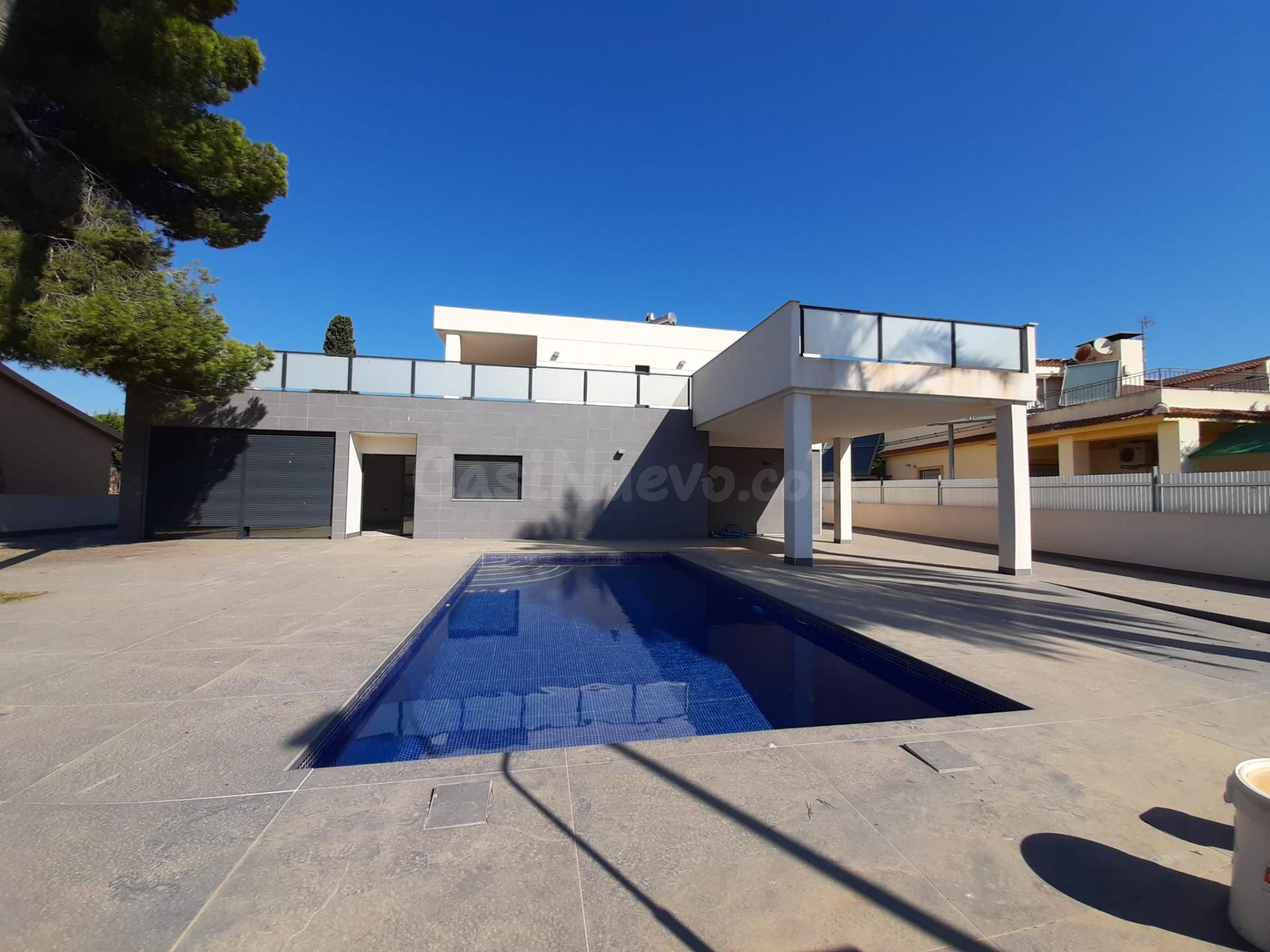 Chalet 4 habitaciones 235m² en venta - Campoamor
