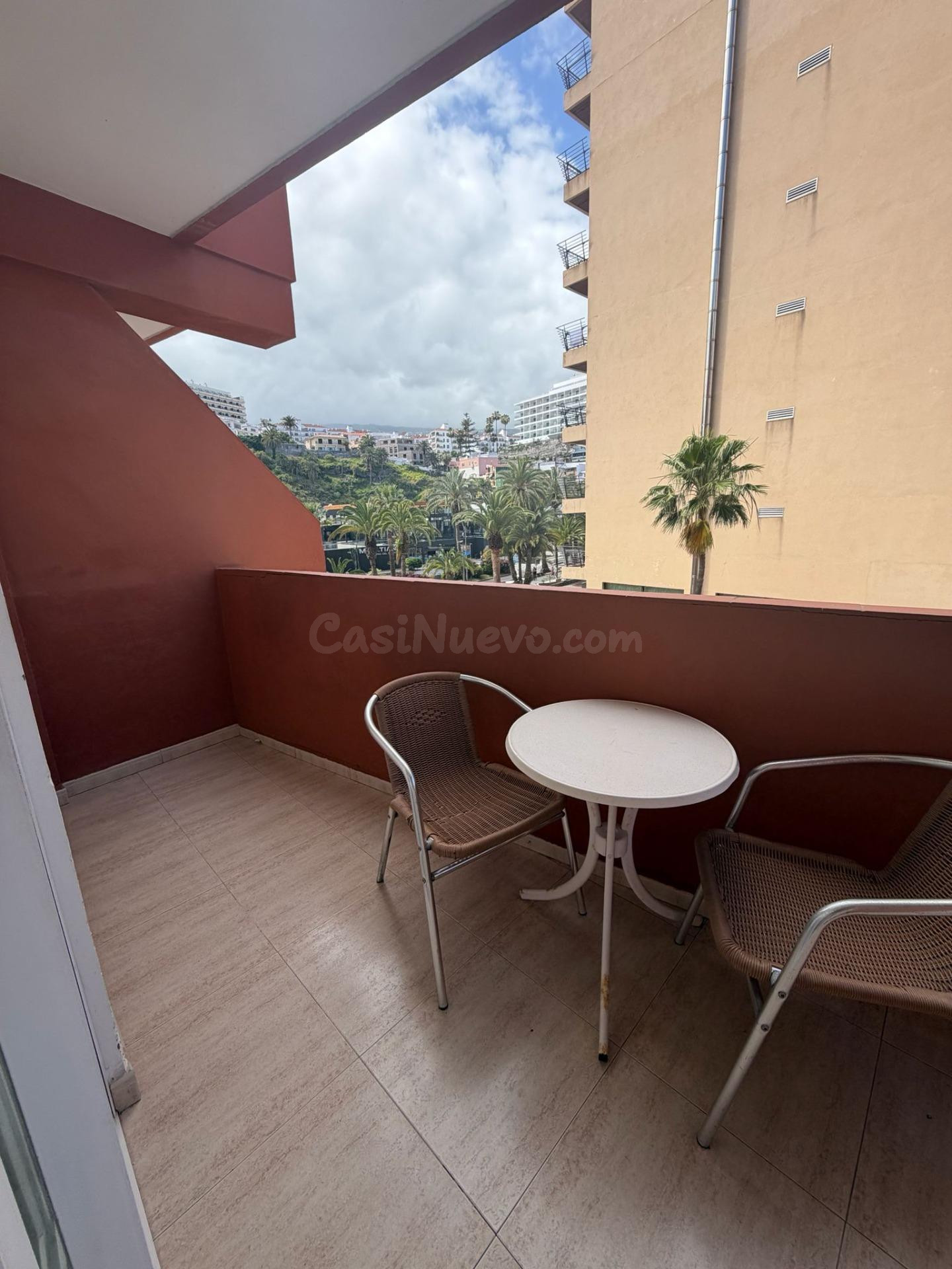 APARTAMENTO LUMINOSO CON VISTAS ESPECTACULARES