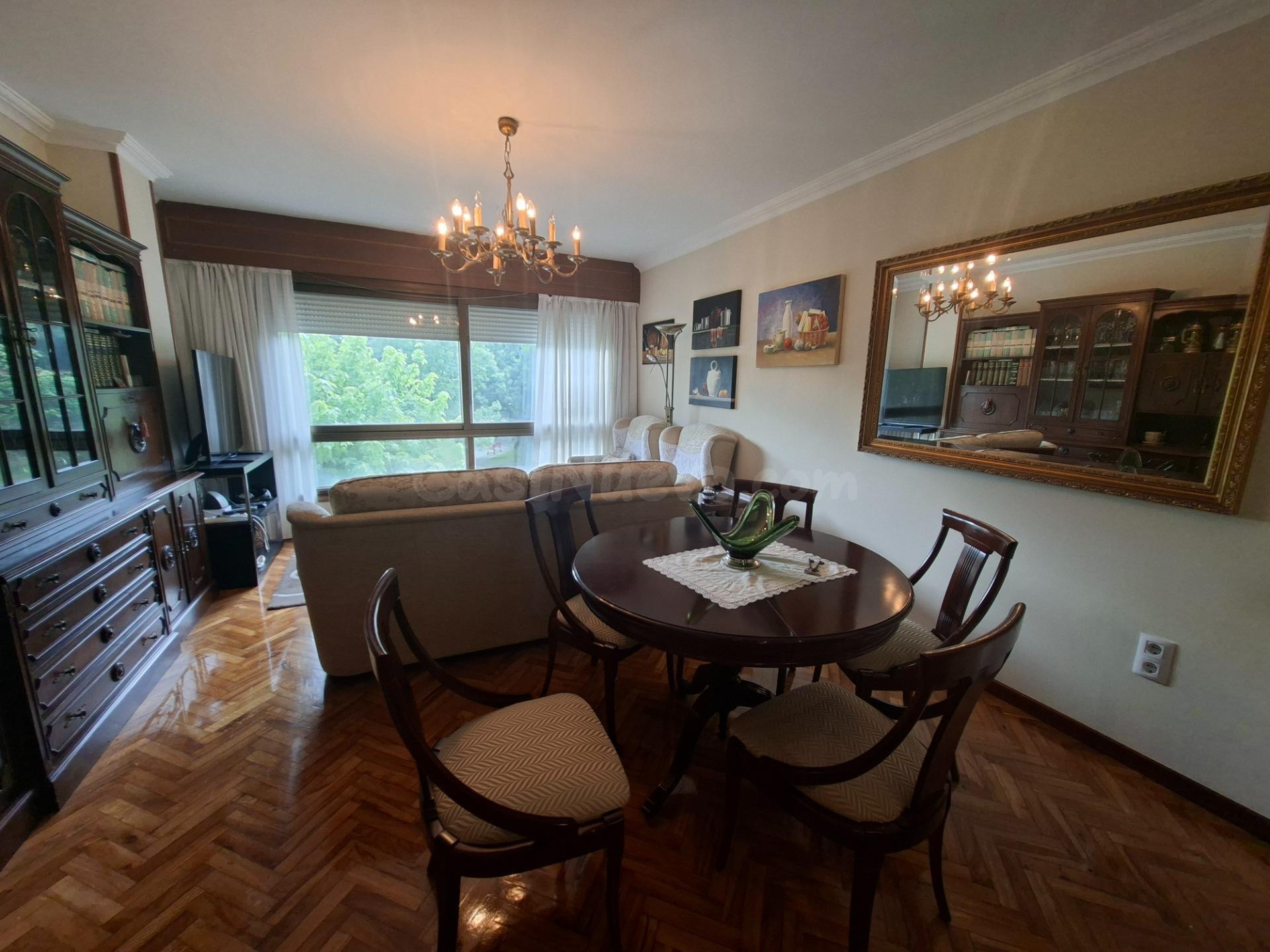Amplio y Moderno Apartamento en el Corazón de Vilagarcía de Arousa
