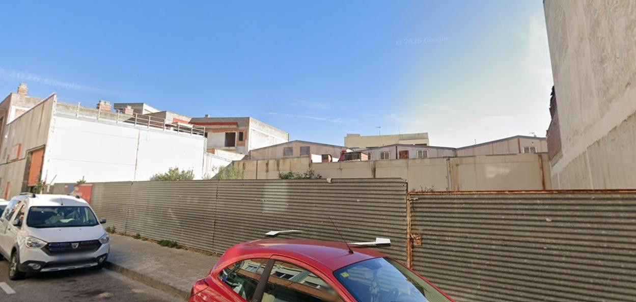 ️✨ Solar Urbano en Venta en Reus – Excelente Oportunidad ✨️ - foto 2