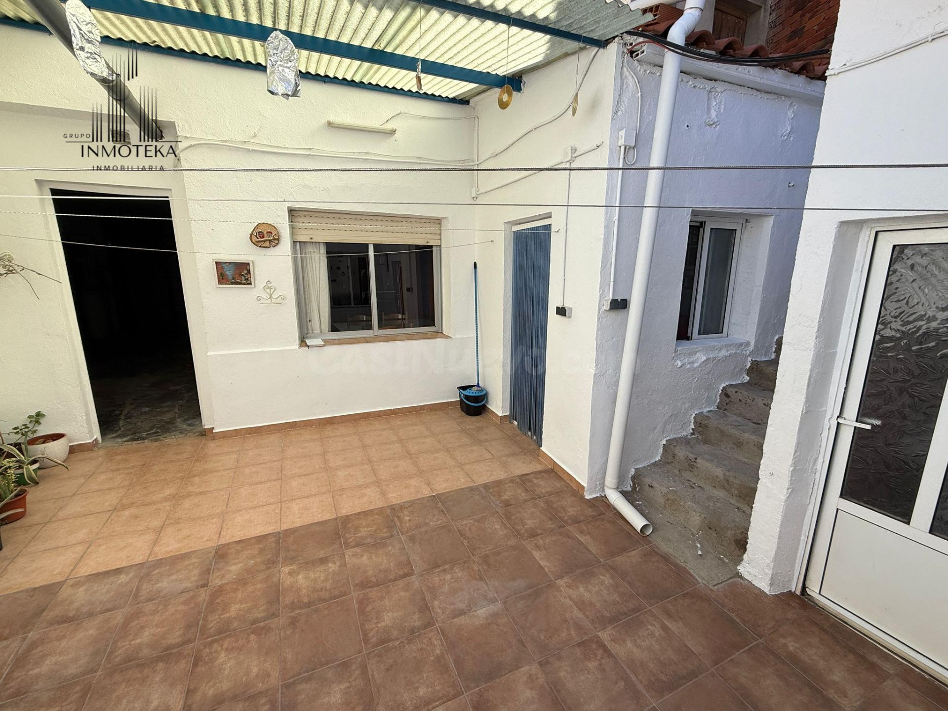 REF: C103 GRUPO INMOTEKA INMOBILIARIA VENDE CASA CON PATIO EN MADRIGUERAS (ALBACETE)