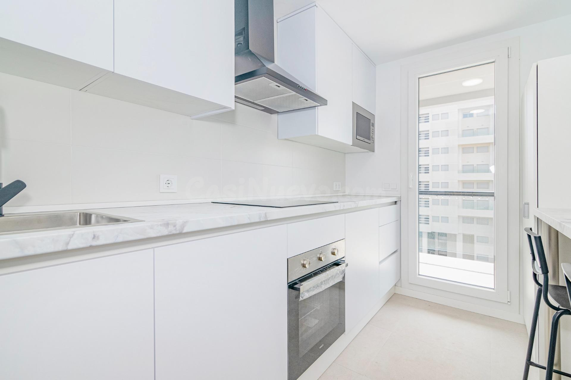 OPORTUNIDAD EN VENTA DE PISO VPO DE 3 DORMITORIOS EN BARRIO ALBAYDA CON PLAZA DE GARAGE Y TRASTERO