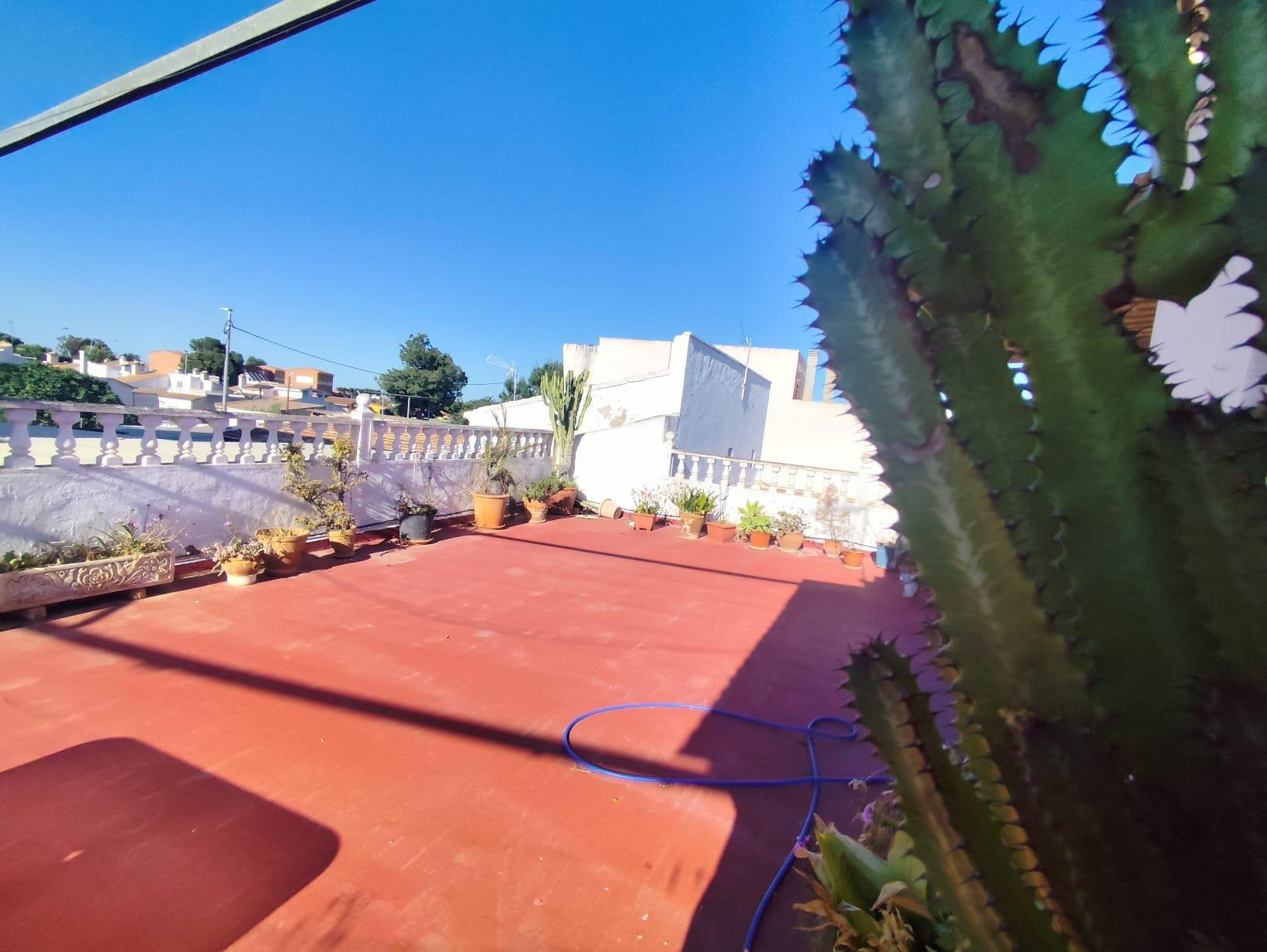 PISO ÚNICO EN LOS MOLINOS MARFAGONES – AMPLITUD, COMODIDAD Y TERRAZA ESPECTACULAR