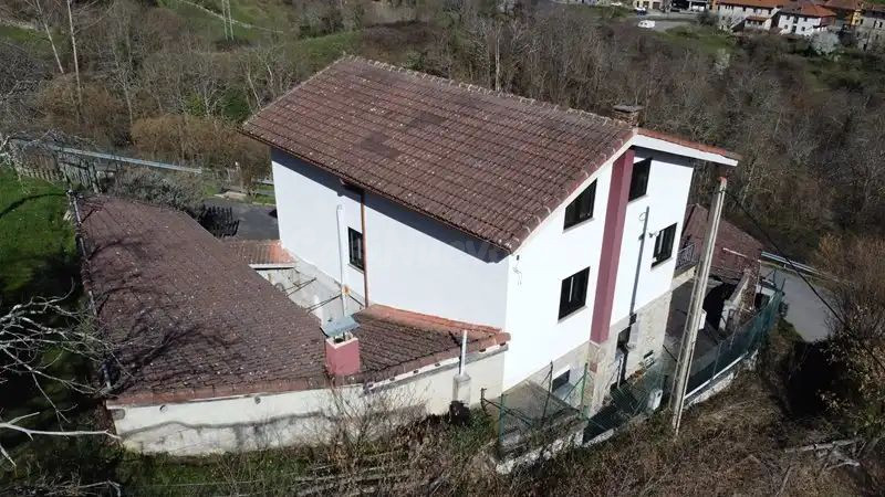 Casa o chalet en venta en N/a, -1, Quirós, Quirós - foto 4