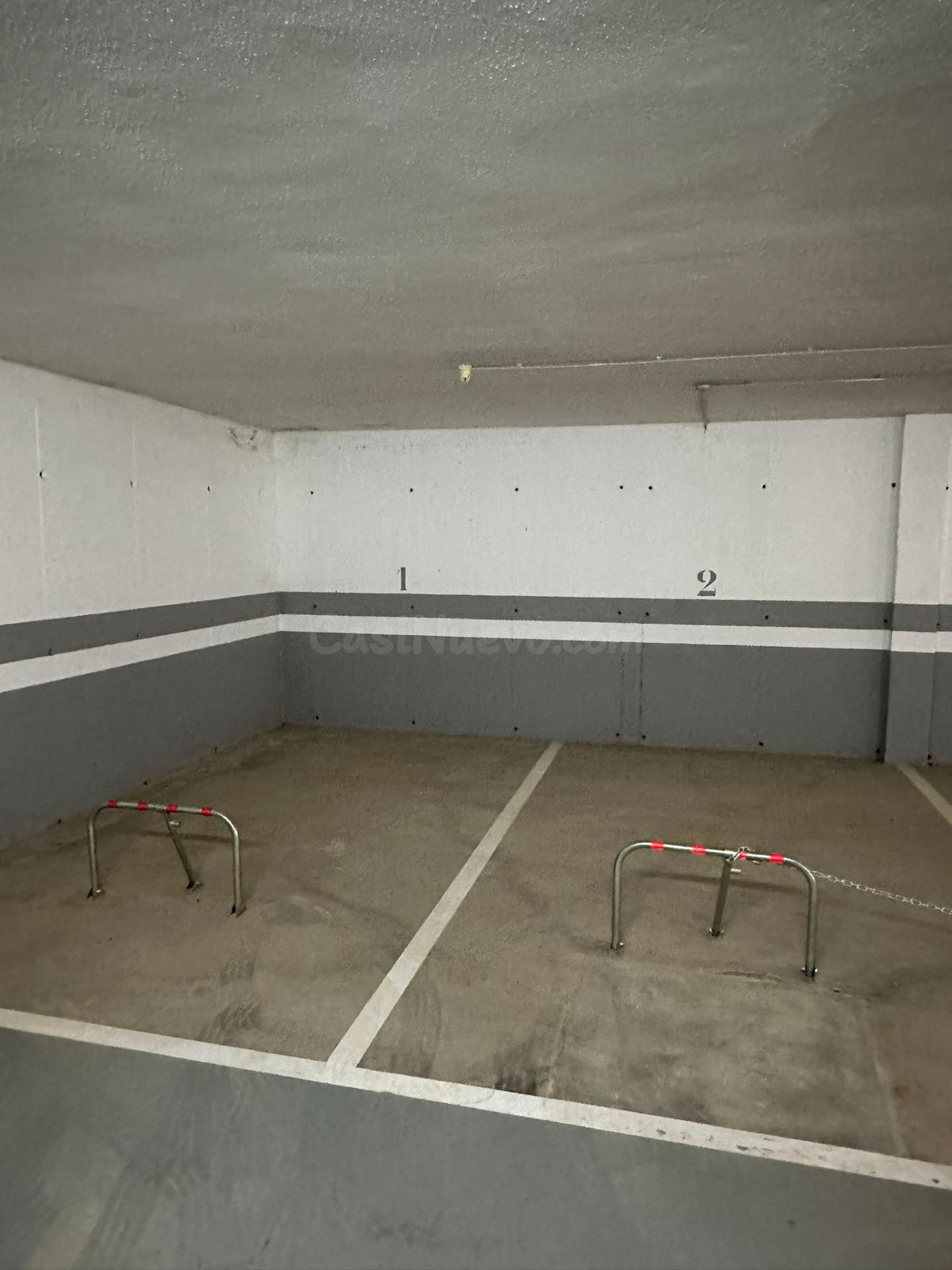 Parking Dr.Jorge Comins