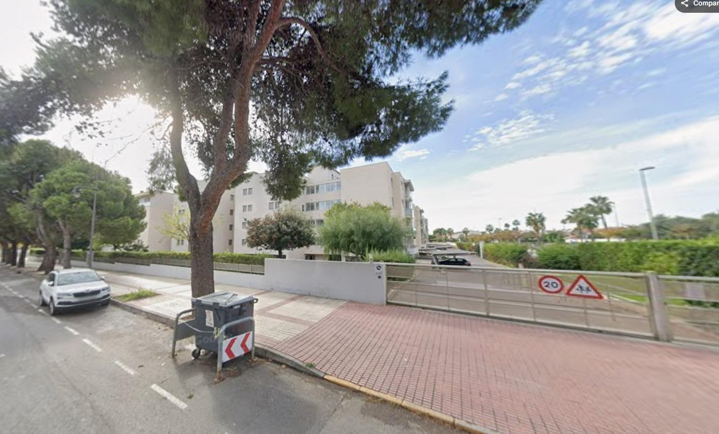 Parking en Dr. Jorge Comins, Benicassim