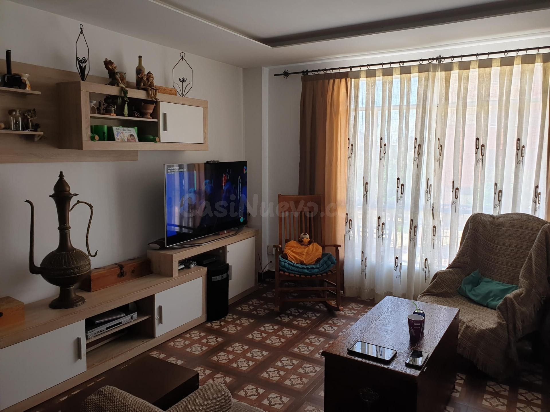 PISO ALTO Y BAJO CON APARTAMENTO EN RENTABILIDAD, SE VENDE