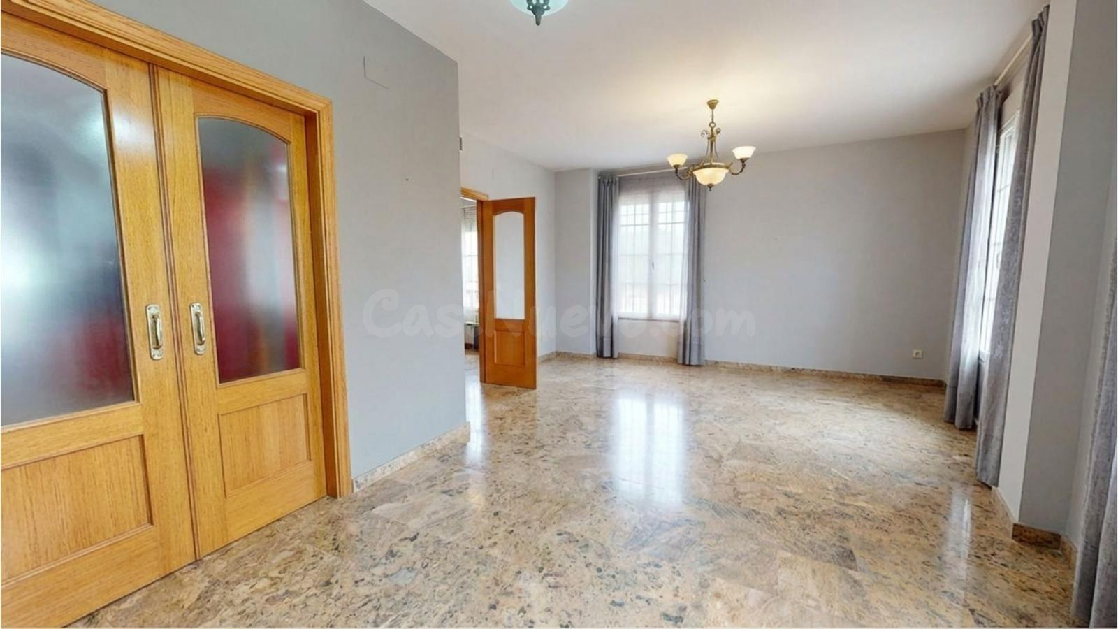 Amplia Casa con sotano en Villafranca, Córdoba - Ideal para Entrar a Vivir