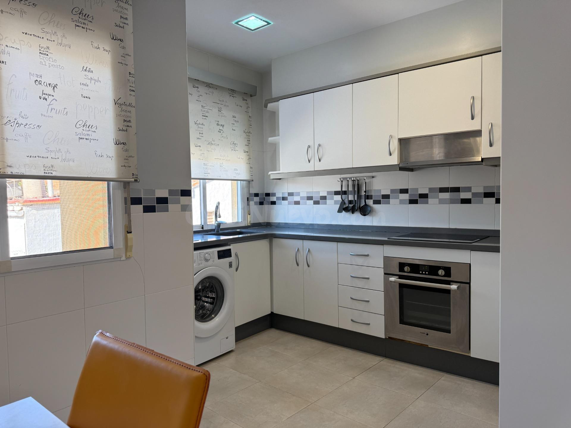 Piso en primera planta con ESTUDIO DUPLEX INDEPENDIENTE y garaje en Xeresa