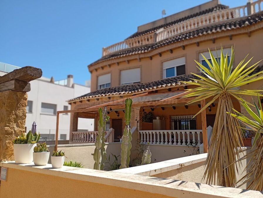 Casa 2 habitaciones en venta - Pueblo